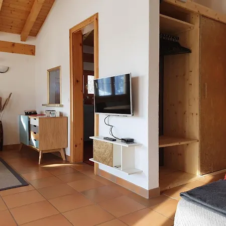 Apartament Tgampi Saura 395 Rue *